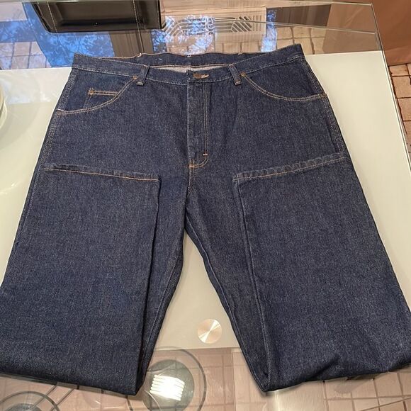 Wrangler classic fit jeans 38/30 dark blue wash new no tags - Picture 10 of 13